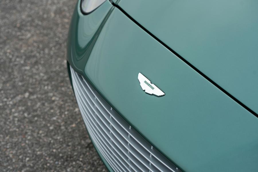 Детали экстерьера Aston Martin DB AR1 Zagato 2003 года  (NA) (фото 14 из 51)